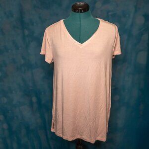 CLEARANCE H by Halston Essentials Blush Pink V-Neck Tee – Size M